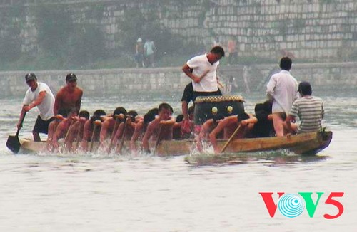 中国广西桂林听众来信，介绍桂林人过端午节的赛龙舟活动 - ảnh 3