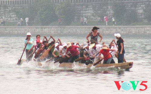 中国广西桂林听众来信，介绍桂林人过端午节的赛龙舟活动 - ảnh 5