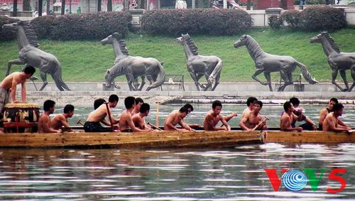 中国广西桂林听众来信，介绍桂林人过端午节的赛龙舟活动 - ảnh 20