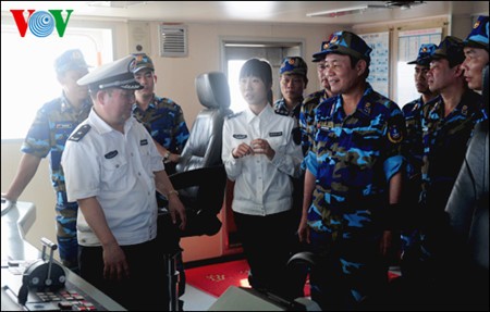 越南和中国开展第11次北部湾共同渔区渔业海上联合检查 - ảnh 1