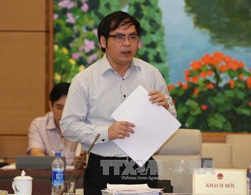 越南国会常务委员会向《中小企业扶持法（草案）》提供意见 - ảnh 1