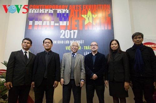 Triển lãm Mỹ thuật Việt Nam - Thái Lan thắt chặt tình hữu nghị hai nước - ảnh 2
