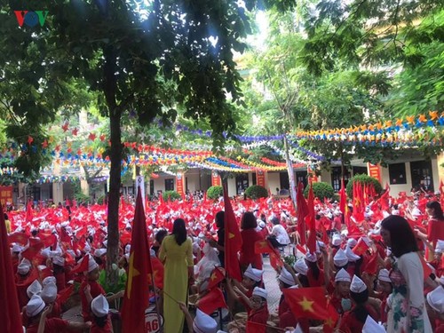 Mehr als 22 Millionen vietnamesische Schülerinnen und Schüler beginnen das neue Schuljahr - ảnh 5