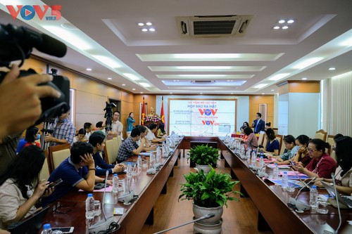 Đài Tiếng nói Việt Nam ra mắt logo mới và nền tảng nội dung số VOVlive - ảnh 1