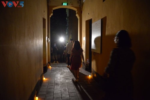 Ấn tượng trải nghiệm “Đêm thiêng liêng” tại Khu di tích Nhà tù Hỏa Lò - ảnh 14