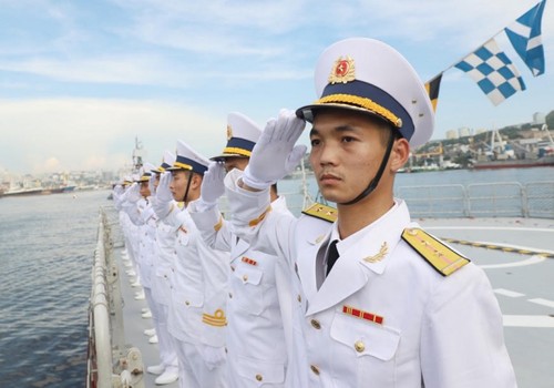 Biên đội tàu hộ vệ tên lửa của Hải quân Việt Nam tham dự Lễ duyệt binh tại Liên bang Nga - ảnh 1