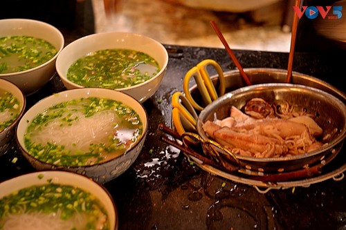 Bún Quậy Kiến Xây, một nét văn hóa ẩm thực đảo ngọc Phú Quốc - ảnh 3