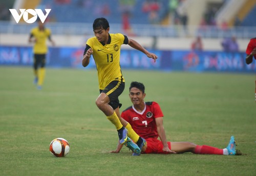 Trực tiếp U23 Indonesia - U23 Malaysia: Tranh HCĐ SEA Games 31 - ảnh 2