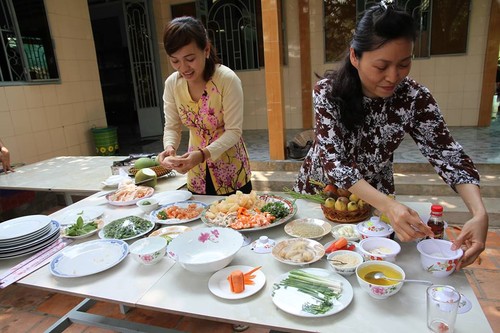Diep To, l’ambassadrice de la gastronomie vietnamienne au Canada - ảnh 2