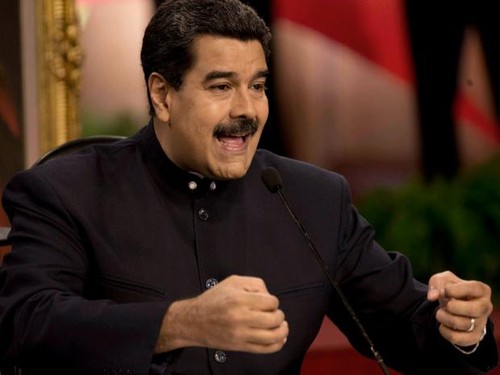 Venezuela : Caracas dénonce la “pire agression” après les sanctions américaines - ảnh 1