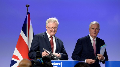 Brexit: Barnier exhorte Londres à négocier "sérieusement" - ảnh 1