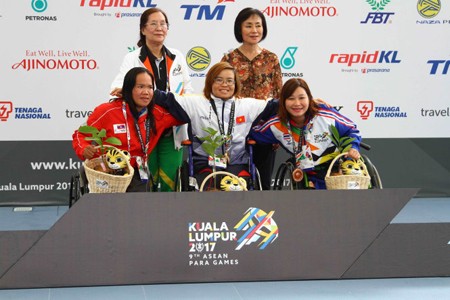 ASEAN ParaGames 9 : le Vietnam remporte 4 médailles d’or en natation - ảnh 1