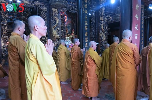 Vinh Tràng, un site incontournable pour les bouddhistes au Sud - ảnh 5