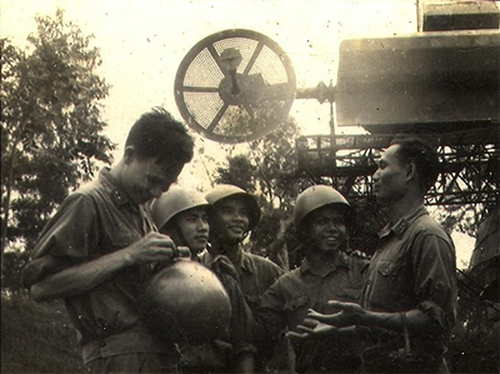 Le général Nguyen Van Phiet, commandant de la victoire contre les B52 - ảnh 2