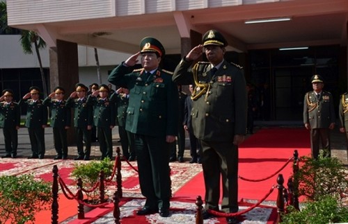 Vietnam-Cambodge: vers une coopération renforcée entre les deux armées - ảnh 1