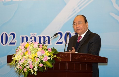 Nguyen Xuan Phuc à la réunion des conseillers commerciaux de 2018  - ảnh 1