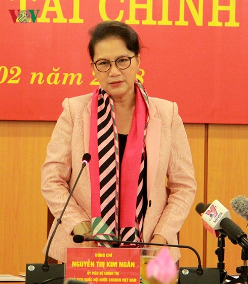 Nguyên Thi Kim Ngân travaille avec le ministère des Finances - ảnh 1
