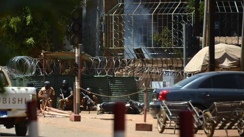 Burkina Faso: l'ambassade de France visée, 30 morts - ảnh 1
