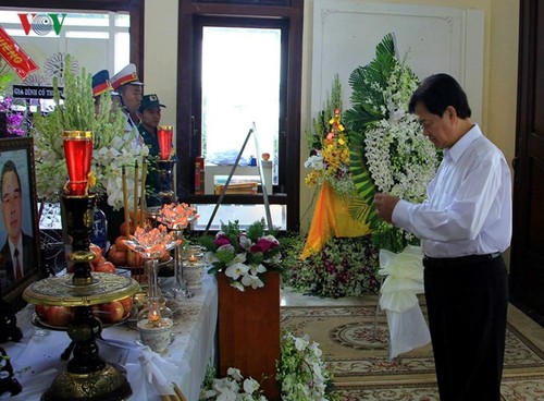 Des hommages à l’ancien Premier ministre Phan Van Khai - ảnh 1