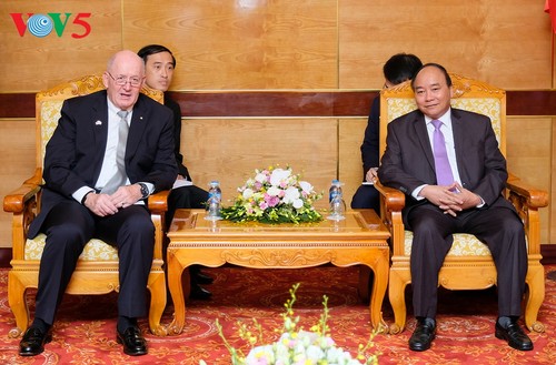 Le gouverneur général d’Australie rencontre le PM et la présidente de l’AN du Vietnam  - ảnh 1