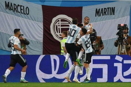 Coupe du Monde 2018: l’Argentine miraculée et qualifiée, la Croatie termine en tête - ảnh 1