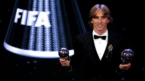 Football: Luka Modric succède à Cristiano Ronaldo - ảnh 1