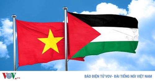 Message de félicitations à l’occasion des 30 ans des relations Vietnam - Palestine - ảnh 1