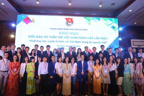 Forum mondial des jeunes intellectuels vietnamiens - ảnh 1