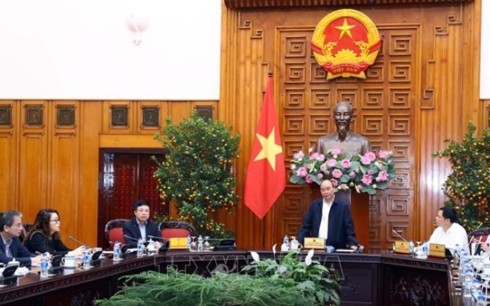 Nguyên Xuân Phuc à une réunion sur le changement climatique dans le delta du Mékong  - ảnh 1