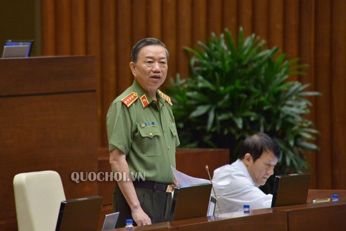 Assemblée nationale: Le ministre Tô Lâm répond aux questions sur la criminalité liée à la drogue - ảnh 1