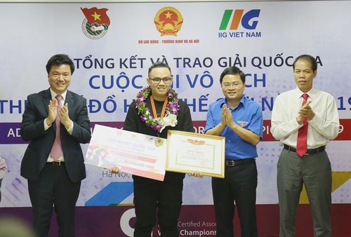 ACAWC: Trois Vietnamiens qualifiés pour la finale mondiale - ảnh 1
