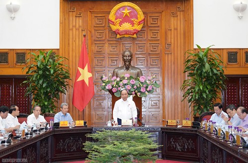 Nguyên Xuân Phuc travaille avec les autorités de Thua Thiên-Huê - ảnh 1