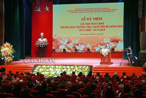 Célébration du 130e anniversaire de Bui Bang Doan, ancien président de l’Assemblée nationale  - ảnh 1