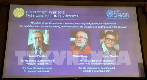 Prix Nobel de physique : un trio de cosmologues au firmament - ảnh 1