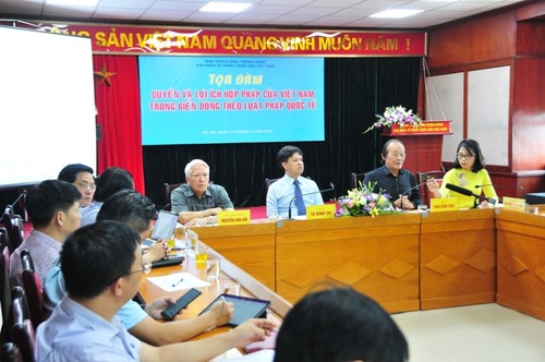 Table ronde sur les droits et les intérêts légitimes du Vietnam en Mer Orientale - ảnh 1
