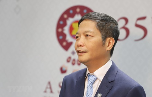 L’ASEAN et ses partenaires souhaitent signer le RCEP en 2020 au Vietnam - ảnh 1