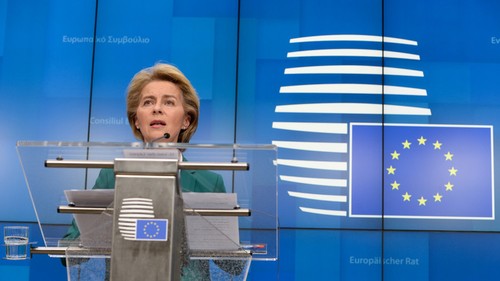 Ursula von der Leyen annonce la suspension des règles budgétaires de l'Union européenne - ảnh 1