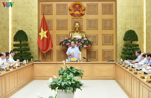 Nguyên Xuân Phuc est satisfait de la restructuration du système bancaire - ảnh 1