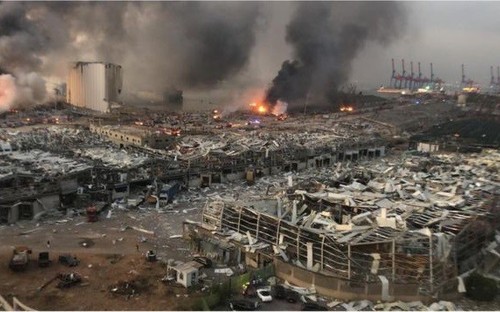 Double explosion à Beyrouth: une aide d’urgence internationale de 250 millions d’euros - ảnh 1