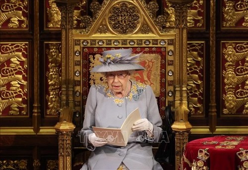 Premier engagement public majeur de la reine Elizabeth II depuis le décès de son époux - ảnh 1