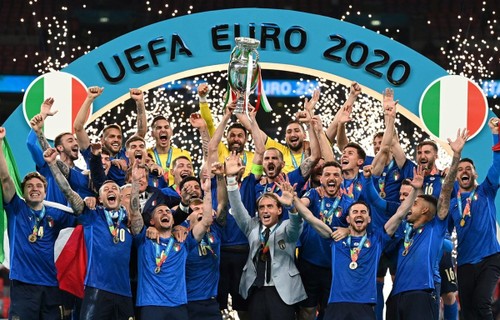 Euro 2021: l’Italie renverse l’Angleterre et s'offre un deuxième sacre - ảnh 1