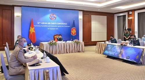 Le Vietnam appelle les armées de l’air de l’ASEAN à s’unir face aux nouveaux défis - ảnh 1