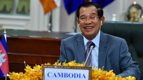200.000 doses de vaccins anti-Covid offerts par le Cambodge au Vietnam - ảnh 1