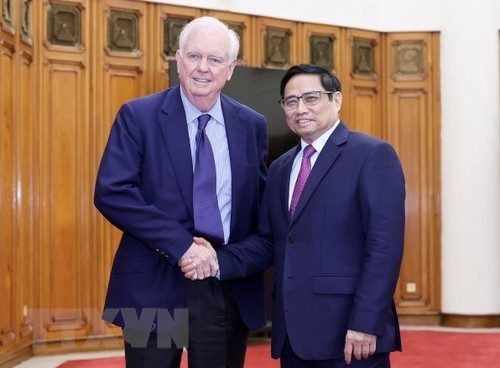 Un directeur du programme Vietnam à Harvard reçu par Pham Minh Chinh - ảnh 1