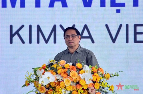 Pham Minh Chinh à l’inauguration de l'usine Hayat Kimya Vietnam - ảnh 1