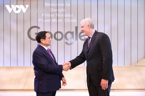 Pham Minh Chinh rencontre les patrons d’Intel, Apple et Google - ảnh 3