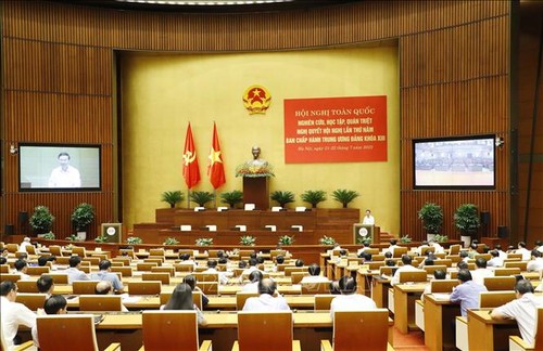 Clôture de la Conférence nationale sur les résolutions du cinquième Plénum du Comité central du PCV - ảnh 1
