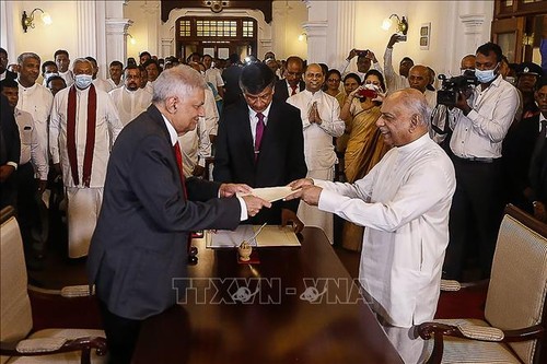 Sri Lanka : Le nouveau Premier ministre prête serment - ảnh 1