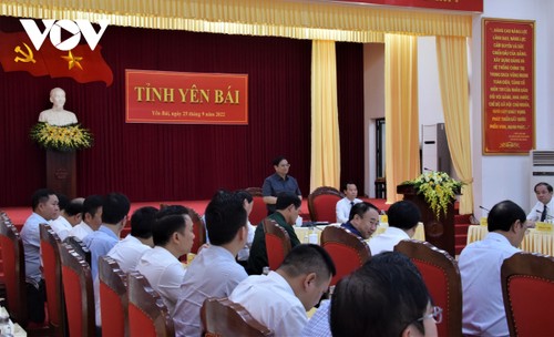 Pham Minh Chinh : Yên Bai doit devenir une province développée en 2025 - ảnh 2