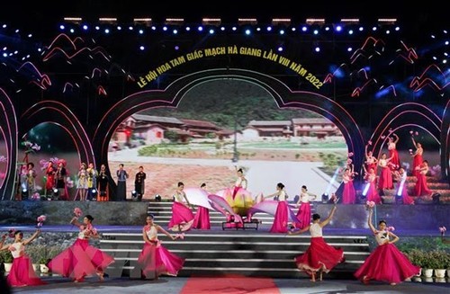 Coup d’envoi de la fête des fleurs de sarrasin à Ha Giang 2022 - ảnh 1